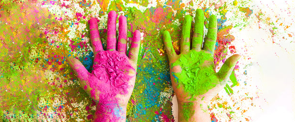Don’t Get Duped: Tips To Choose Genuine Holi Colours