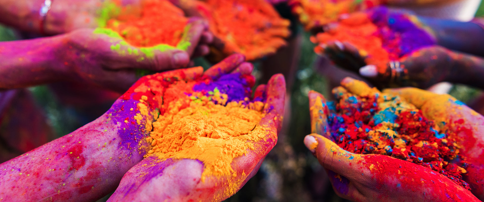 Capture the Jhilmil Magic: Add a Touch of Colour to Your Festival Celebrations